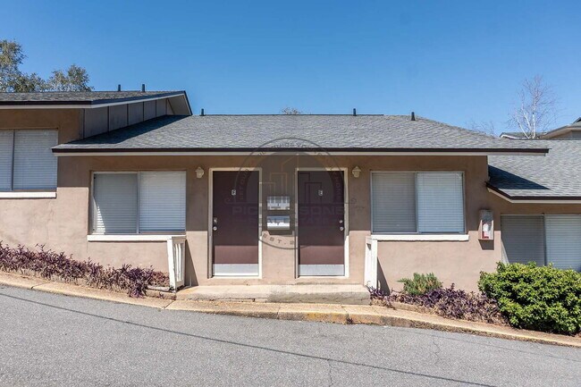 Building Photo - 414 Hayden Rd Unit E