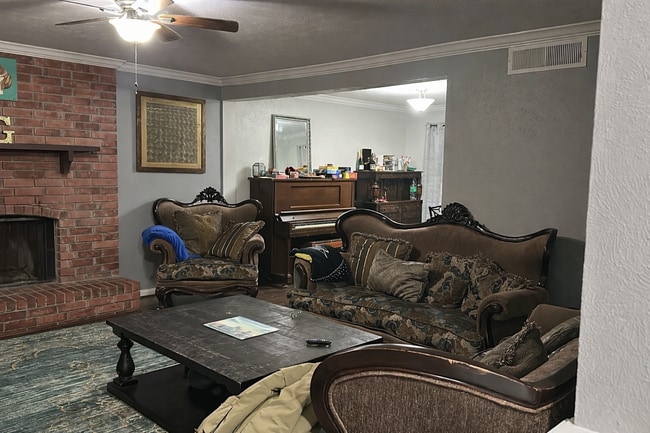 Photo - 5406 Fair Forest Dr Unidad #1