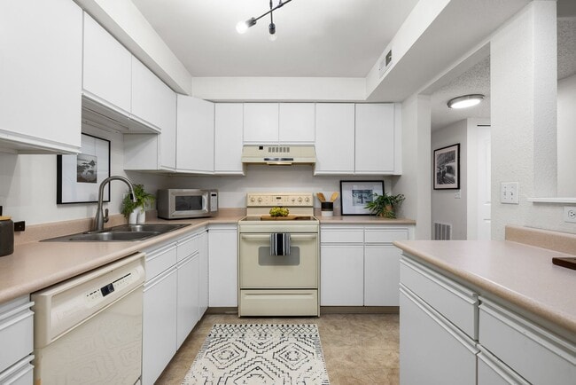 Photo - Private End-Unit Condo in Southeast Boise | Pool Access + Great Location