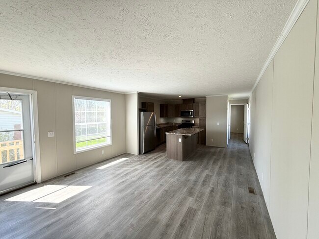 Photo - 9356 River Dr