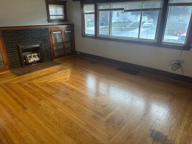 Photo - 2825 S Madison Ave Unit 2825 Madison Ave Front