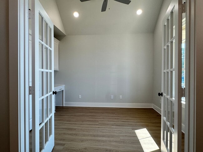 Photo - 9256 Villas Ct