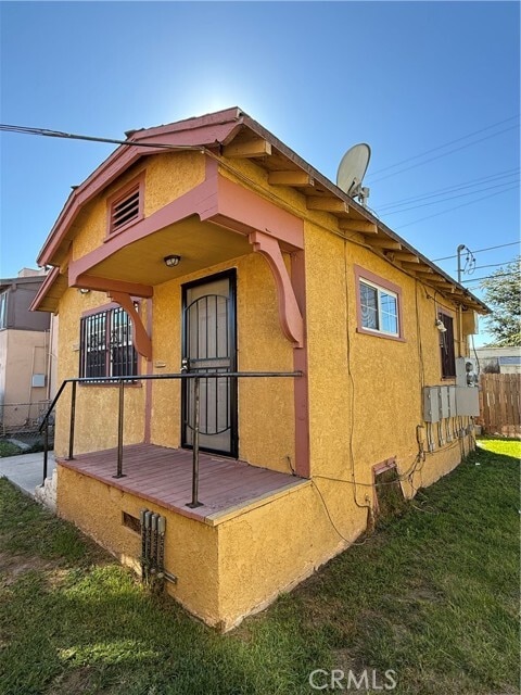 Photo - 5425 2nd Ave Unidad 3/4