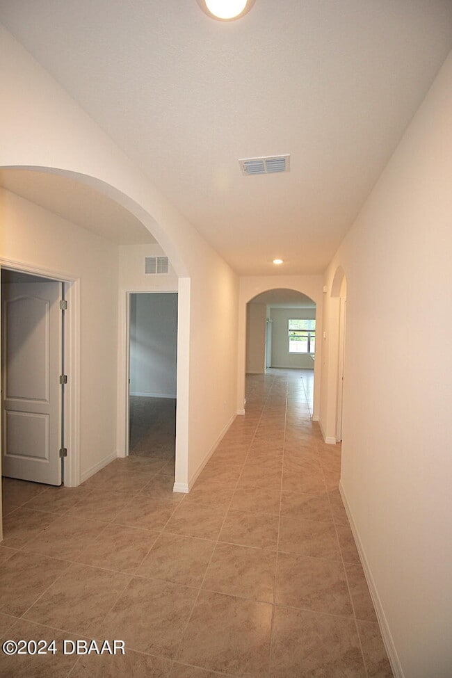 Photo - 127 Birch Tree Pl