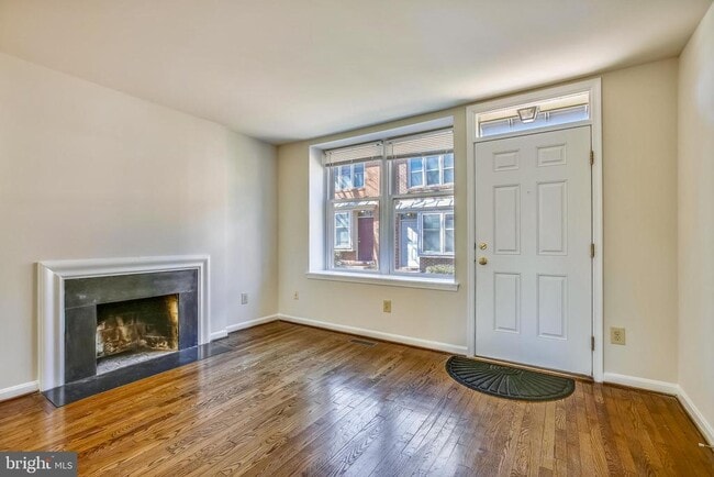Photo - 1525 Oronoco St