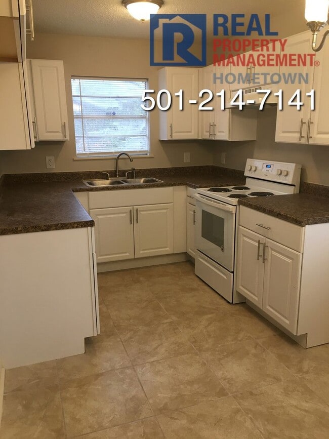 Photo - 2305 Cary Blk