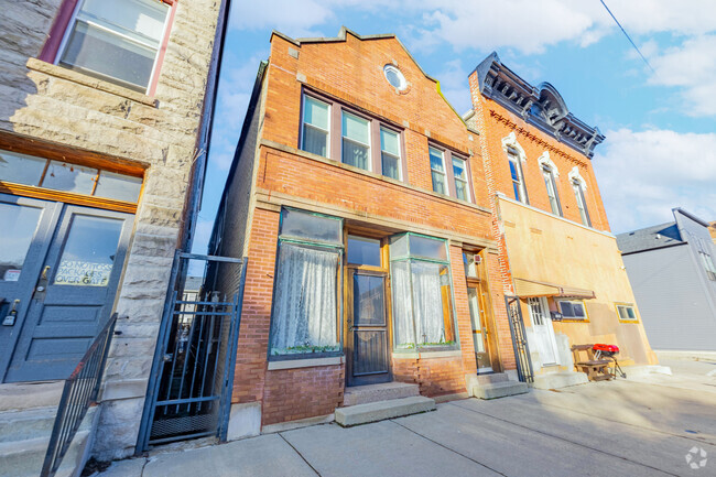 Building Photo - 1826 S Carpenter St Rental