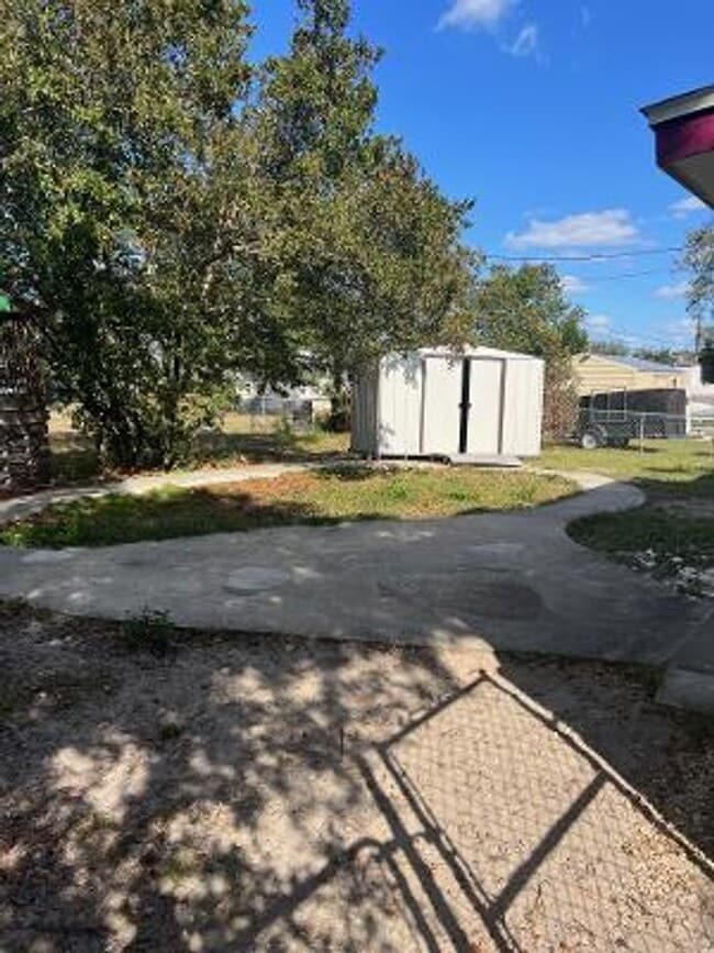 Photo - Cute Remodeled Deltona Beauty Call Sheila ...