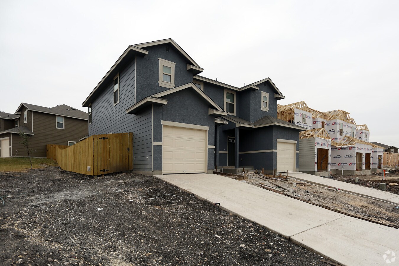 Photo - 6006 Jax Way