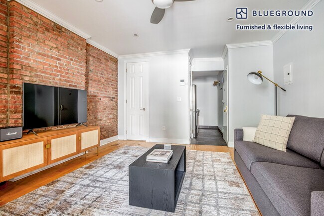120 Christopher St Unit SI FL2-ID1447