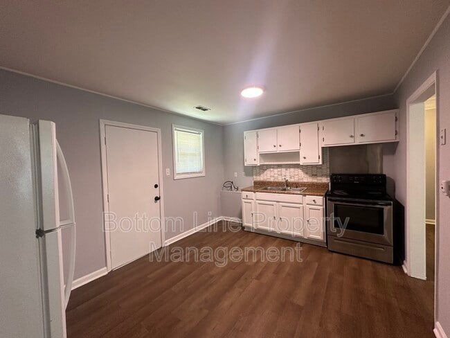 Photo - 1261 Thelbert Dr