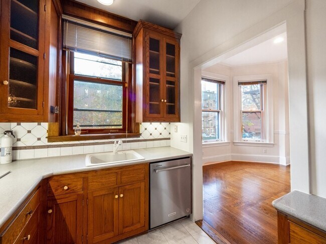 Photo - 216 Commonwealth Ave Unit 2