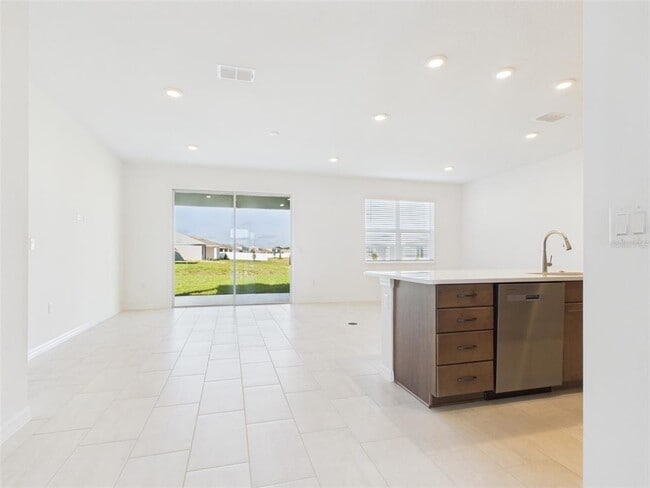 Photo - 5824 SW 70th Ave