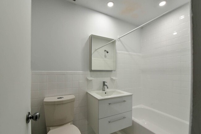 Photo - 3495 Av. Van Horne Unit 409