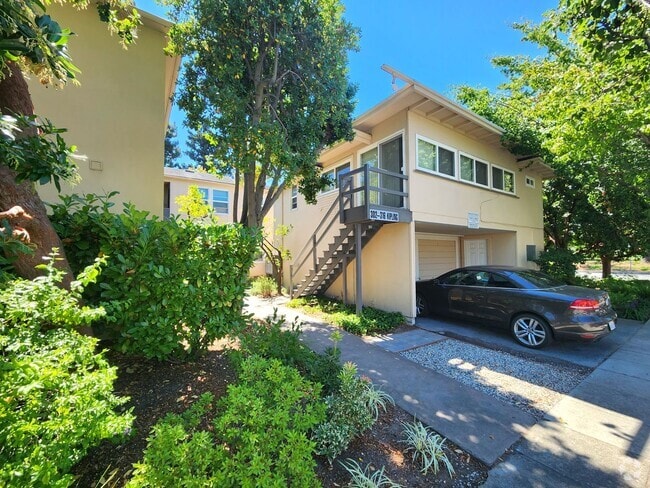 Building Photo - Luxurious Downtown Palo Alto Living - Top ... Unit 310 Rental