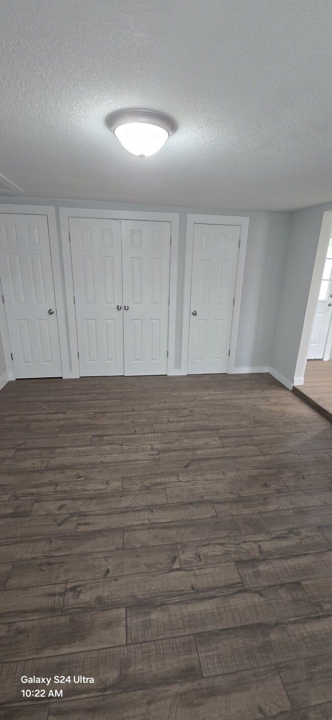 Photo - 108 W Garden Dr
