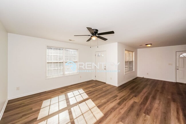 Photo - 1110 Mason St