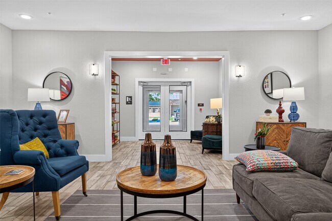 Photo - 6804 Westview Dr