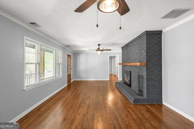 Photo - 626 Grayson Pkwy