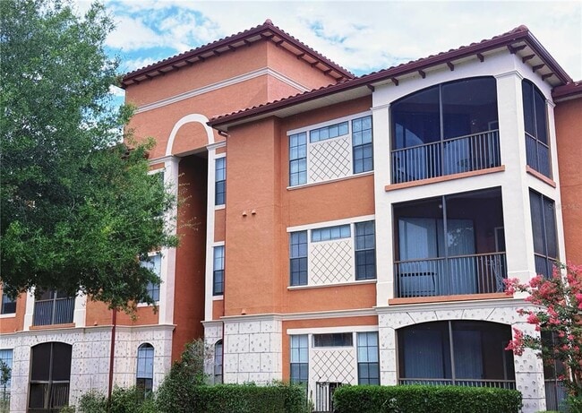 Building Photo - 6149 Metrowest Blvd Unit 206