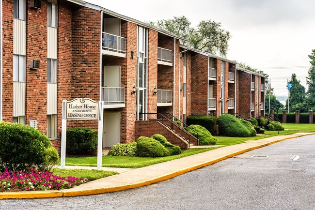 Harbor House Apartments For Rent in Claymont, DE | ForRent.com