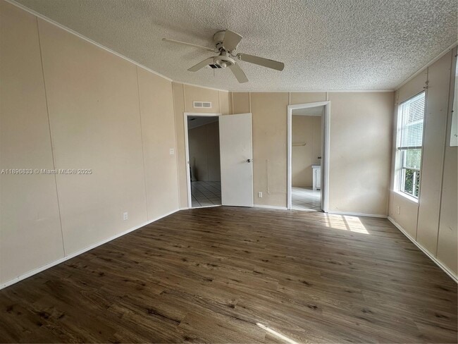 Photo - 22844 Tradewind Rd