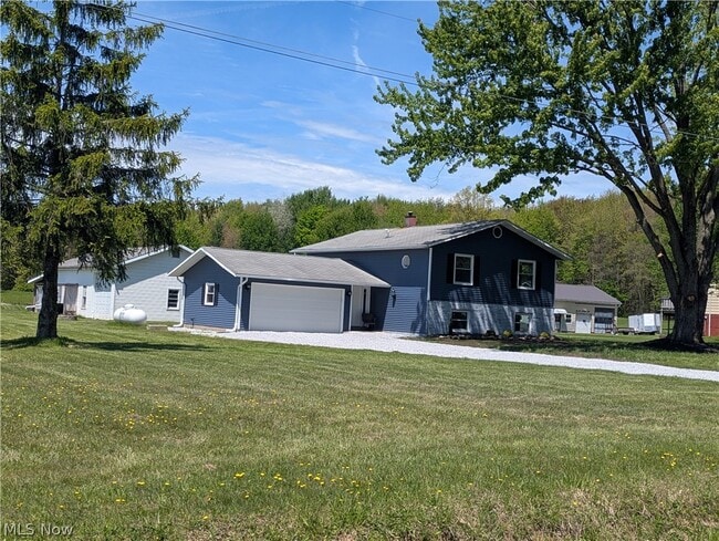 Building Photo - 17536 Hosmer Rd