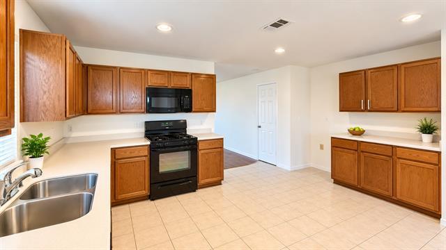 12709 Mourning Dove Ln