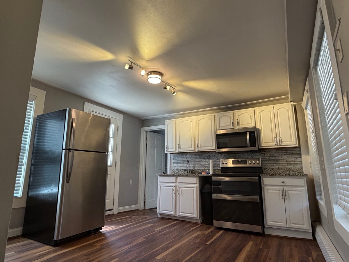 Photo - 15 Crescent Ln Unit 15 Crescent LN  B