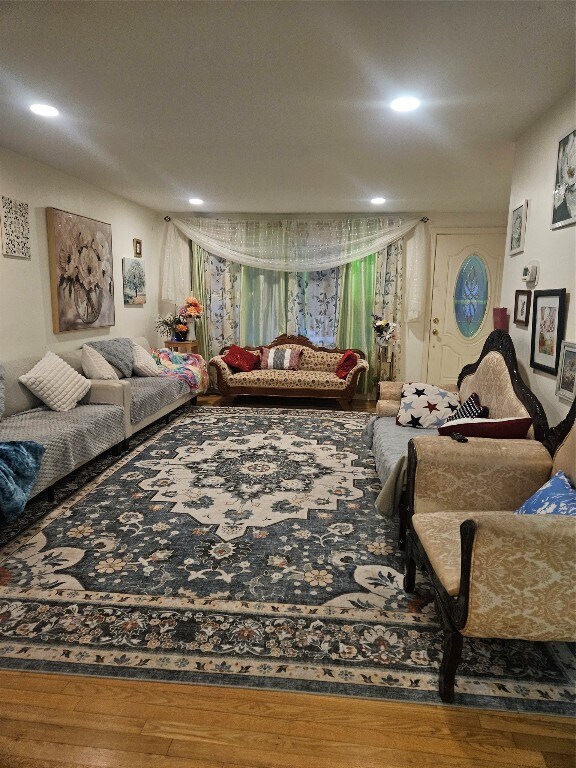 Photo - 12 Brookside Ave W