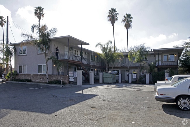 Palm Apartments - Palm Apartments