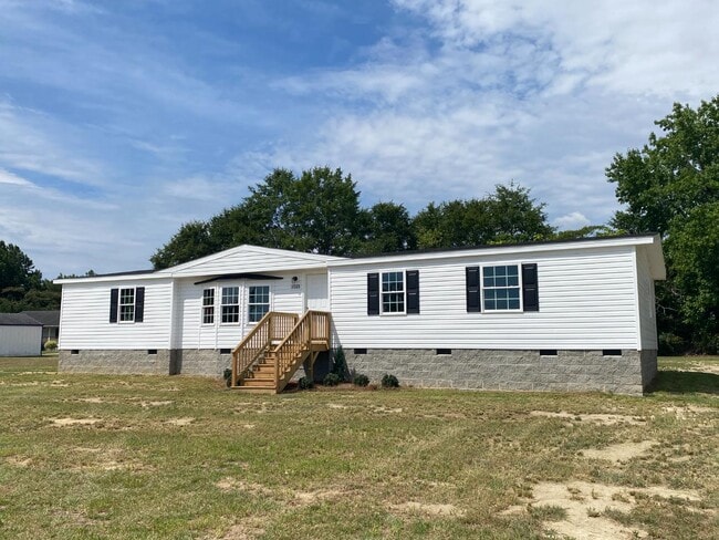Building Photo - 3533 Old Stage Rd N