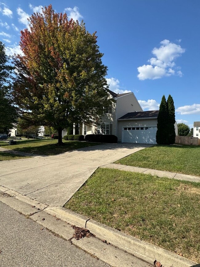 Photo - 2980 Kant Pl