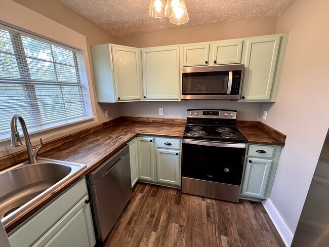 Photo - 1208 E Mt Vernon St