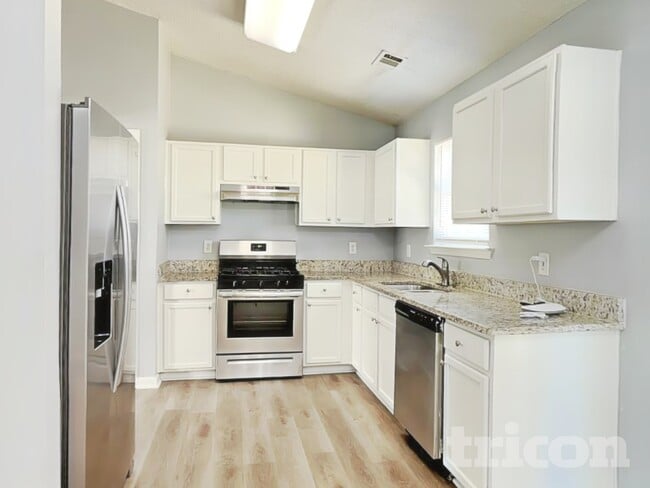 Photo - 245 Longview Dr