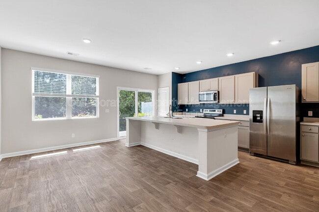 Photo - 13 Villas of Garrard Dr