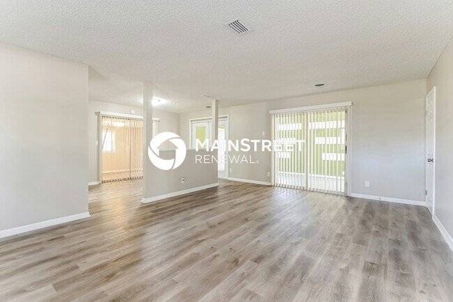 Photo - 3 Bedroom Pet-Friendly Home in JACKSONVILL...