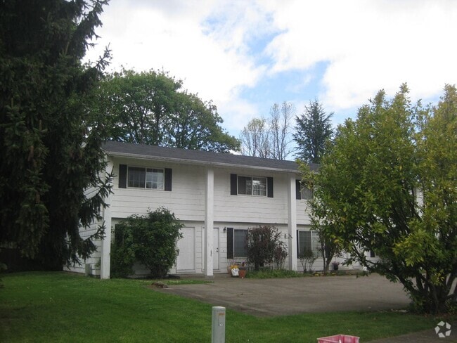 Building Photo - 2-Bedroom Townhouse in South Corvallis! Unit lilly1756