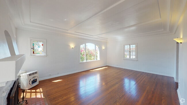 Building Photo - 10747 Ashton Ave Unit 10747 Rental