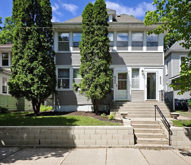 Photo - 4302 Colfax Ave S Casa