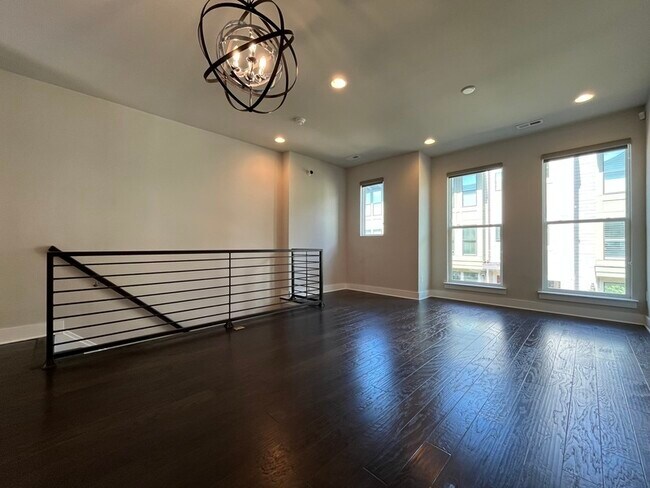 Photo - 1617 Cannon View Ln