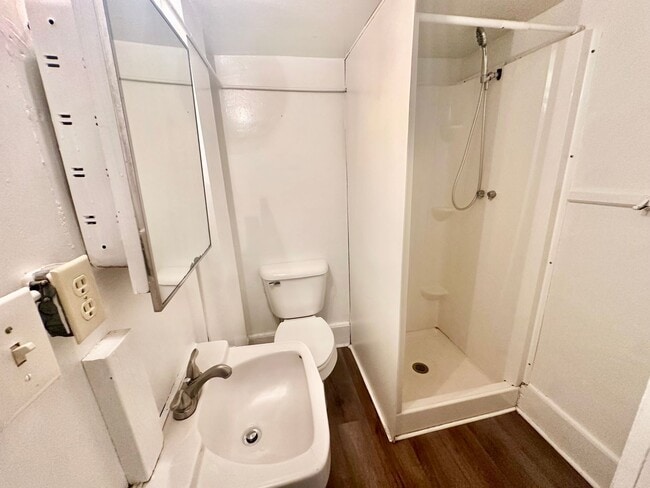 Photo - 1417 Ebenezer Rd