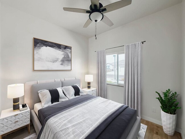 Photo - Luxury 2 Bed / 2 Bath in Winters! 1.1 Mile...