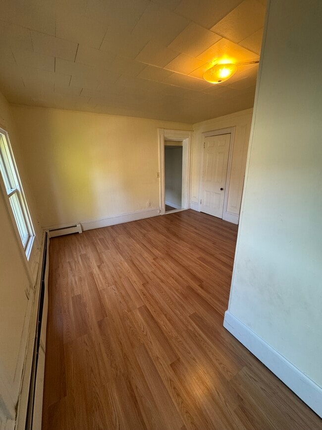 Photo - 166 Essex St Unit A