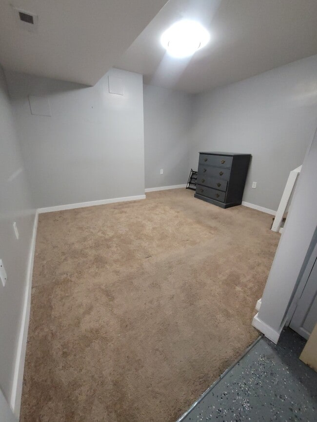 Photo - 3010 Arunah Ave