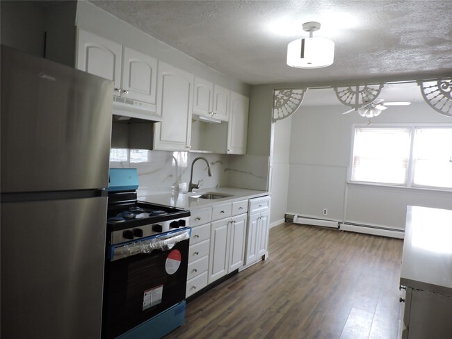 Photo - 18 Leach St Apartment