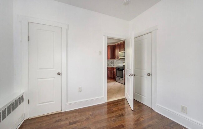 210 Wilkinson Ave Unit B