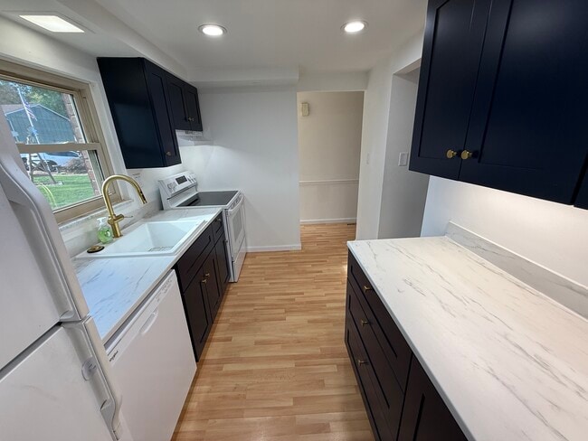 Photo - 111 Roberts Dr