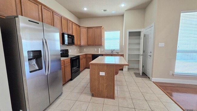 Photo - 16545 Antioch Ct