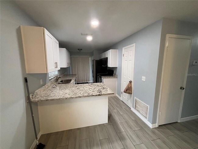 Photo - 151 Stefanik Rd